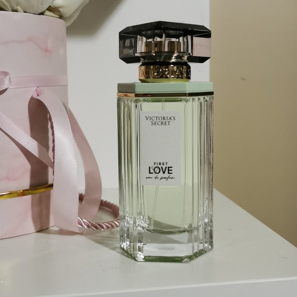Victorias Secret First Love perfume - Picture 1 of 1